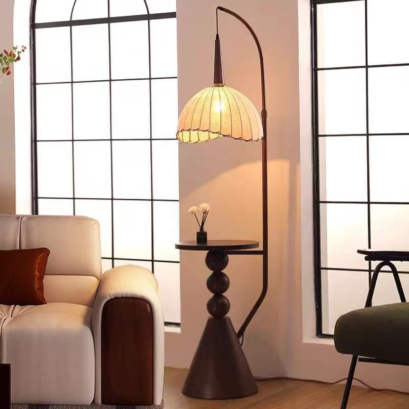 French wabi-sabi style floor lamp, popular online, vintage style, bedside shelf integrated lamp, creating a Zen-like atmosphere in the bedroom.